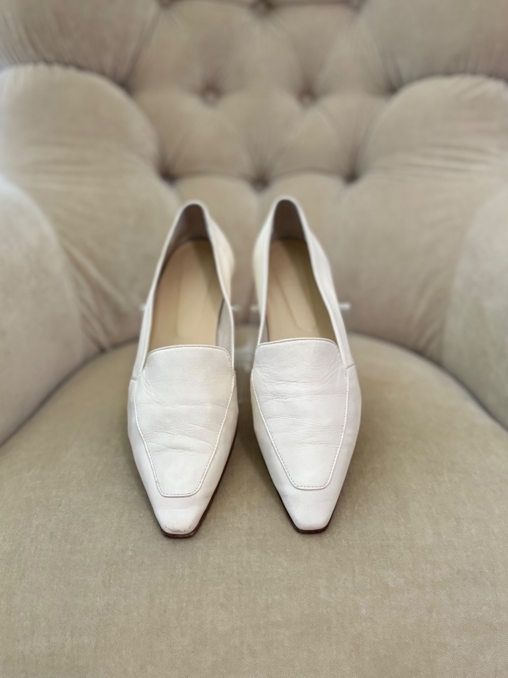 Auth. AEYDE Iconic Cream Leather Women's  Pointy Toe Loafer Flats - Picture 2 of 6